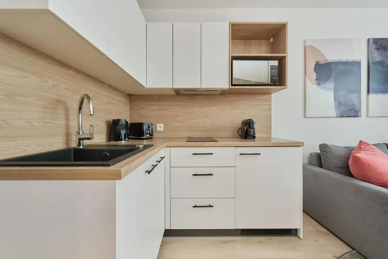 Wroclavia Apartments Dyrekcyjna By Noclegi Renters Вроцлав 0*,  Польша