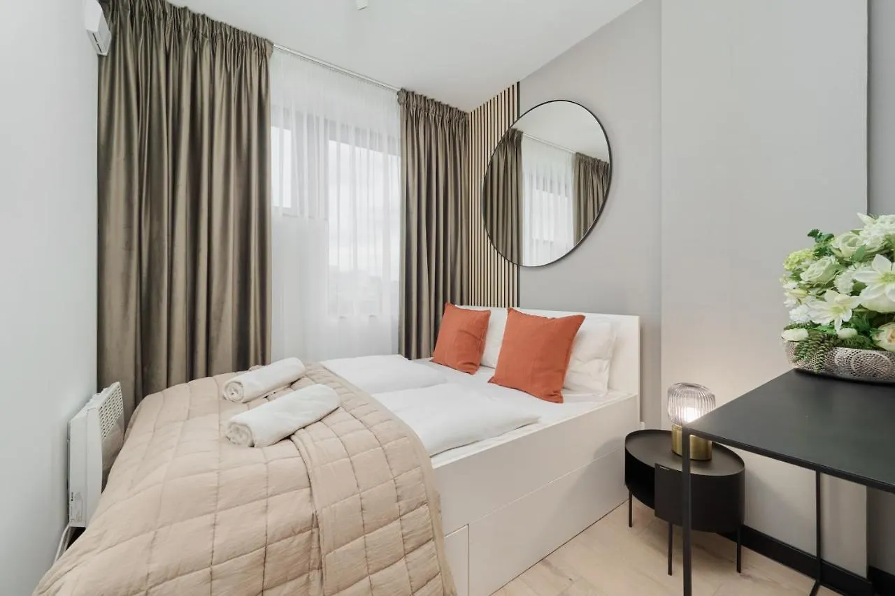 Wroclavia Apartments Dyrekcyjna By Noclegi Renters Вроцлав 0*,